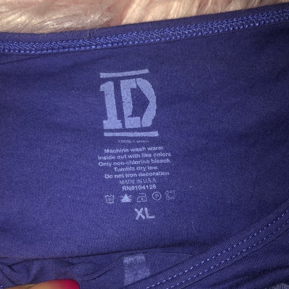One Direction croptop - Picture 2 of 2